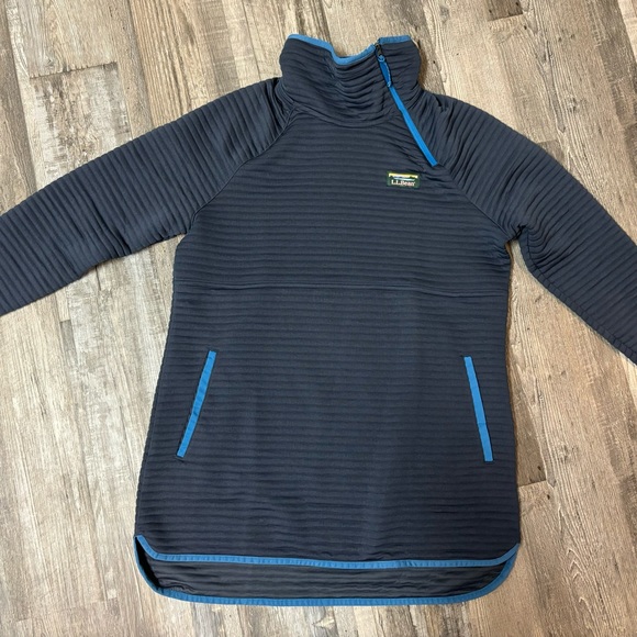 Women's Airlight Knit Asymmetrical Quarter-Zip Tunic - Picture 4 of 4